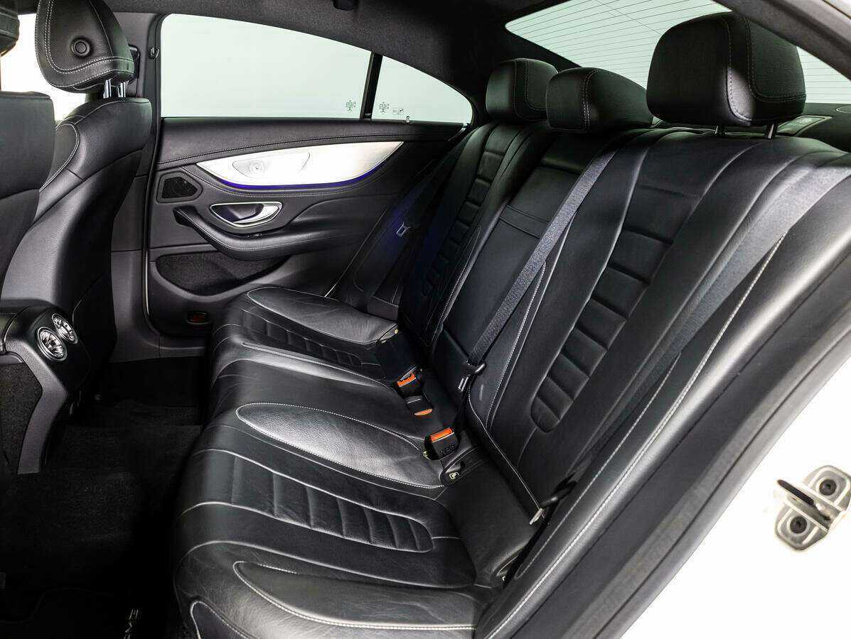 Mercedes-Benz CLS с пробегом — 2018 год. Фото: #10