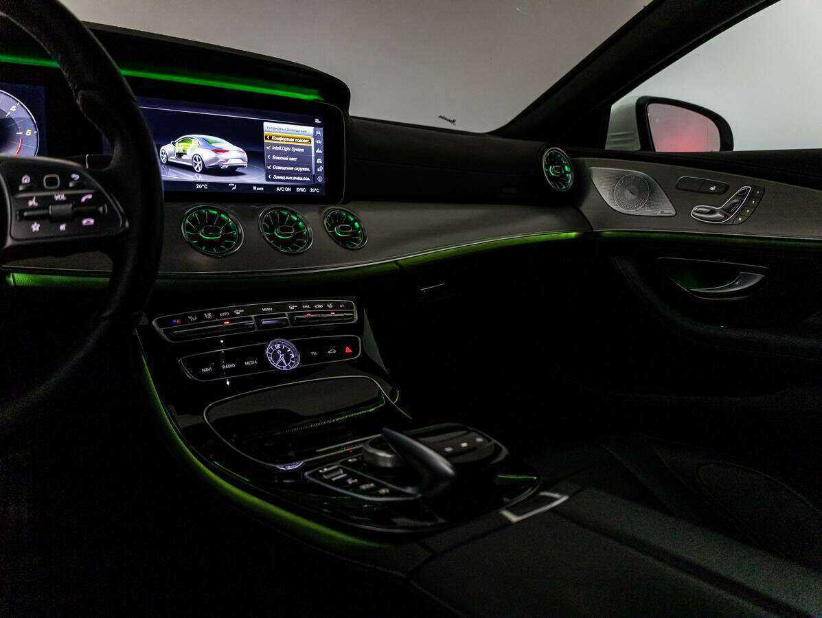 Mercedes-Benz CLS с пробегом — 2018 год. Фото: #20