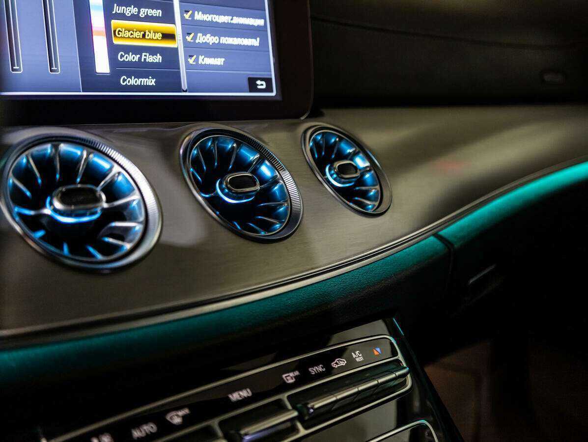 Mercedes-Benz CLS с пробегом — 2018 год. Фото: #23