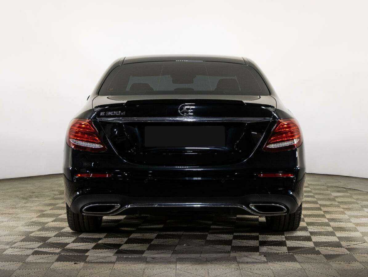 Mercedes-Benz E-Класс с пробегом — 2019 год. Фото: #4