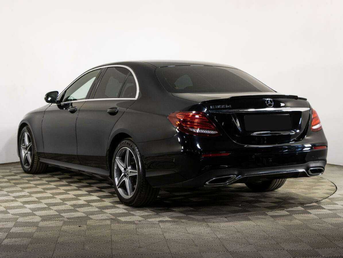 Mercedes-Benz E-Класс с пробегом — 2019 год. Фото: #5