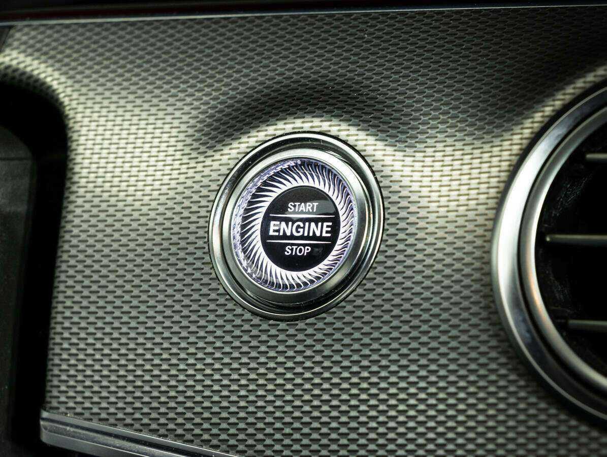 Mercedes-Benz E-Класс с пробегом — 2019 год. Фото: #16