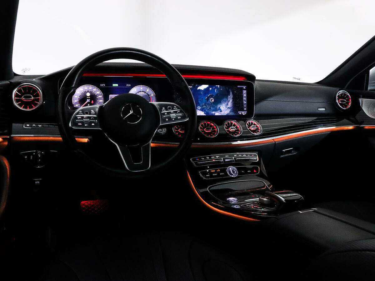 Mercedes-Benz CLS с пробегом — 2018 год. Фото: #13