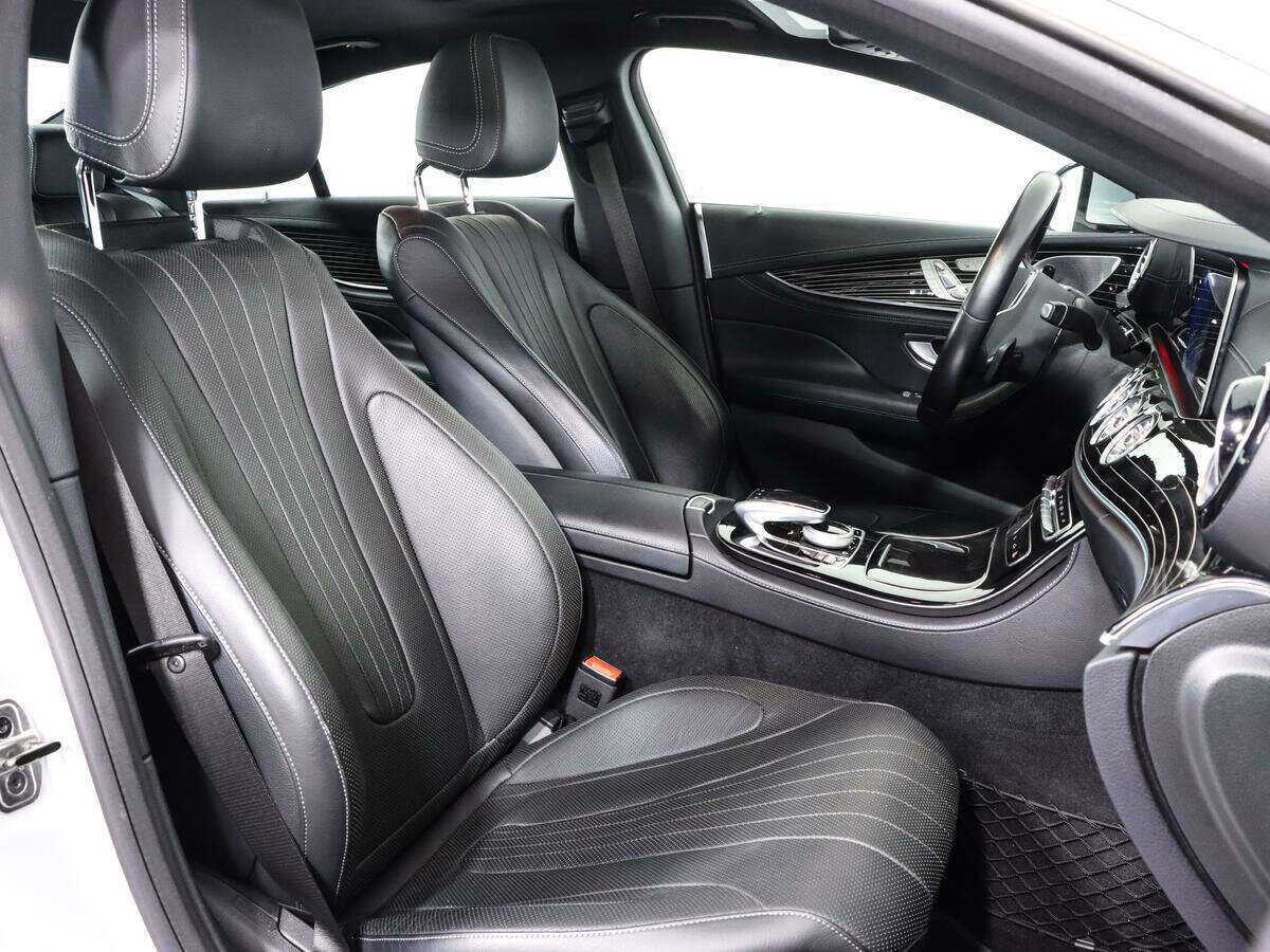 Mercedes-Benz CLS с пробегом — 2018 год. Фото: #18