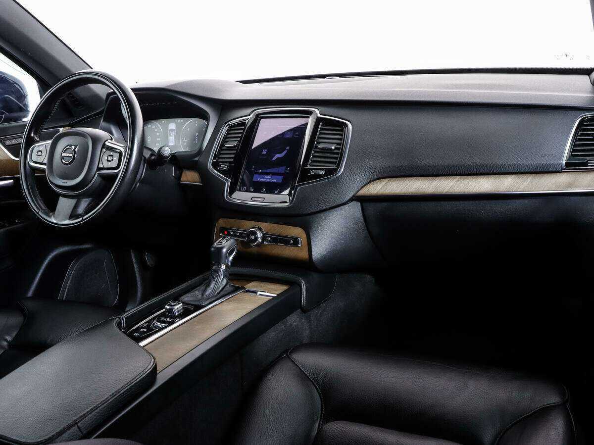 Volvo XC90 с пробегом — 2017 год. Фото: #8