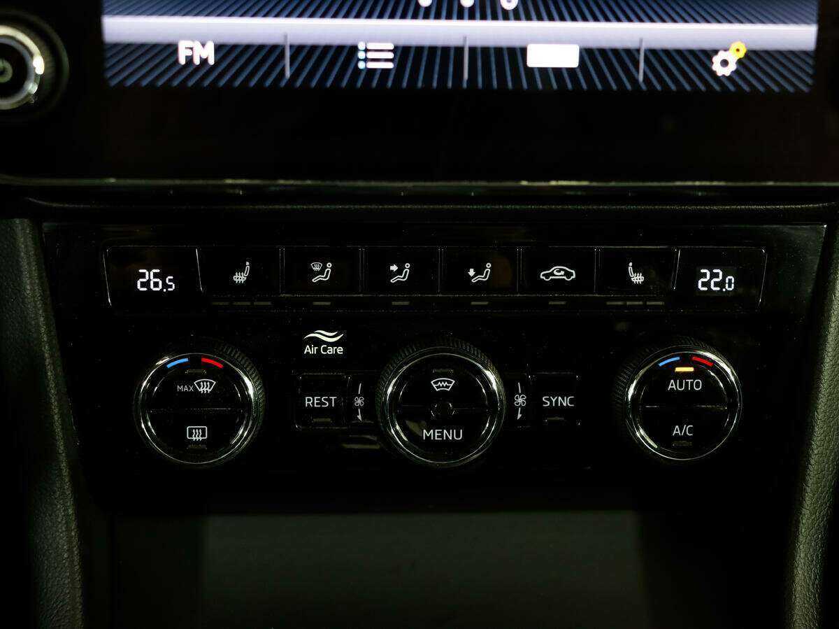 Skoda Superb с пробегом — 2018 год. Фото: #9