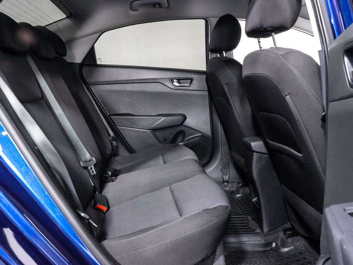 Hyundai Solaris с пробегом — 2021 год. Фото: #12