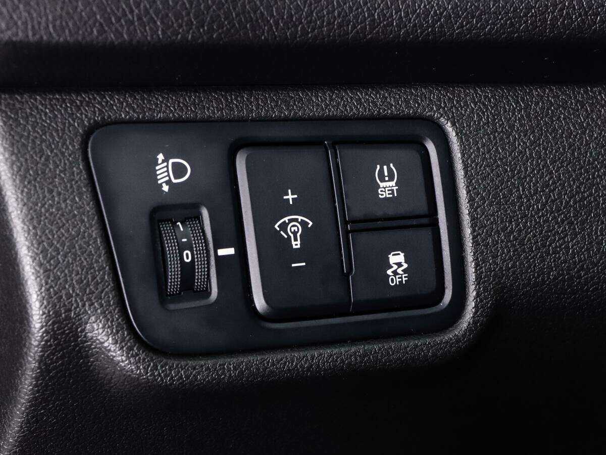 Hyundai Solaris с пробегом — 2020 год. Фото: #18