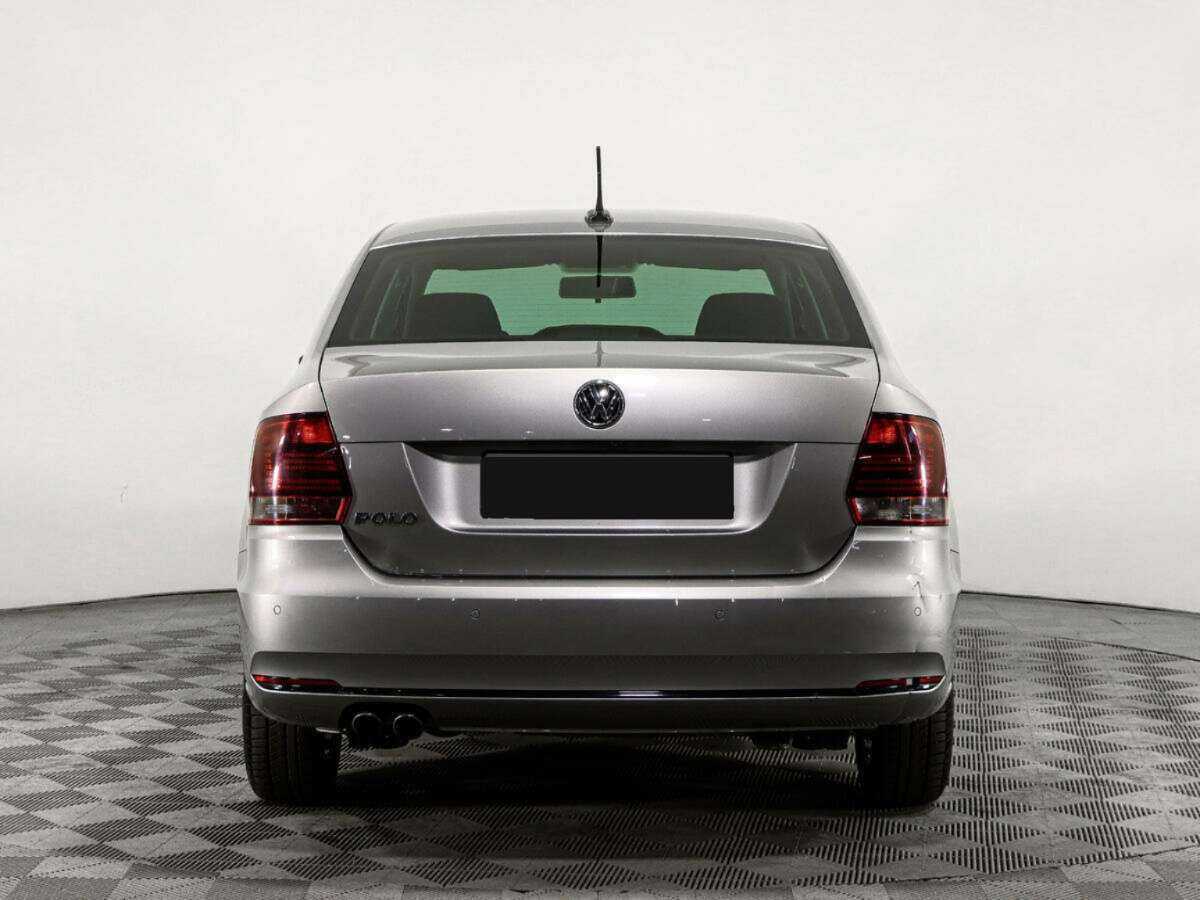 Volkswagen Polo с пробегом — 2019 год. Фото: #4