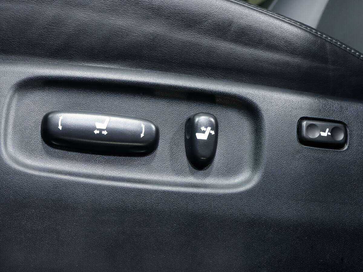 Toyota Land Cruiser с пробегом — 2017 год. Фото: #9