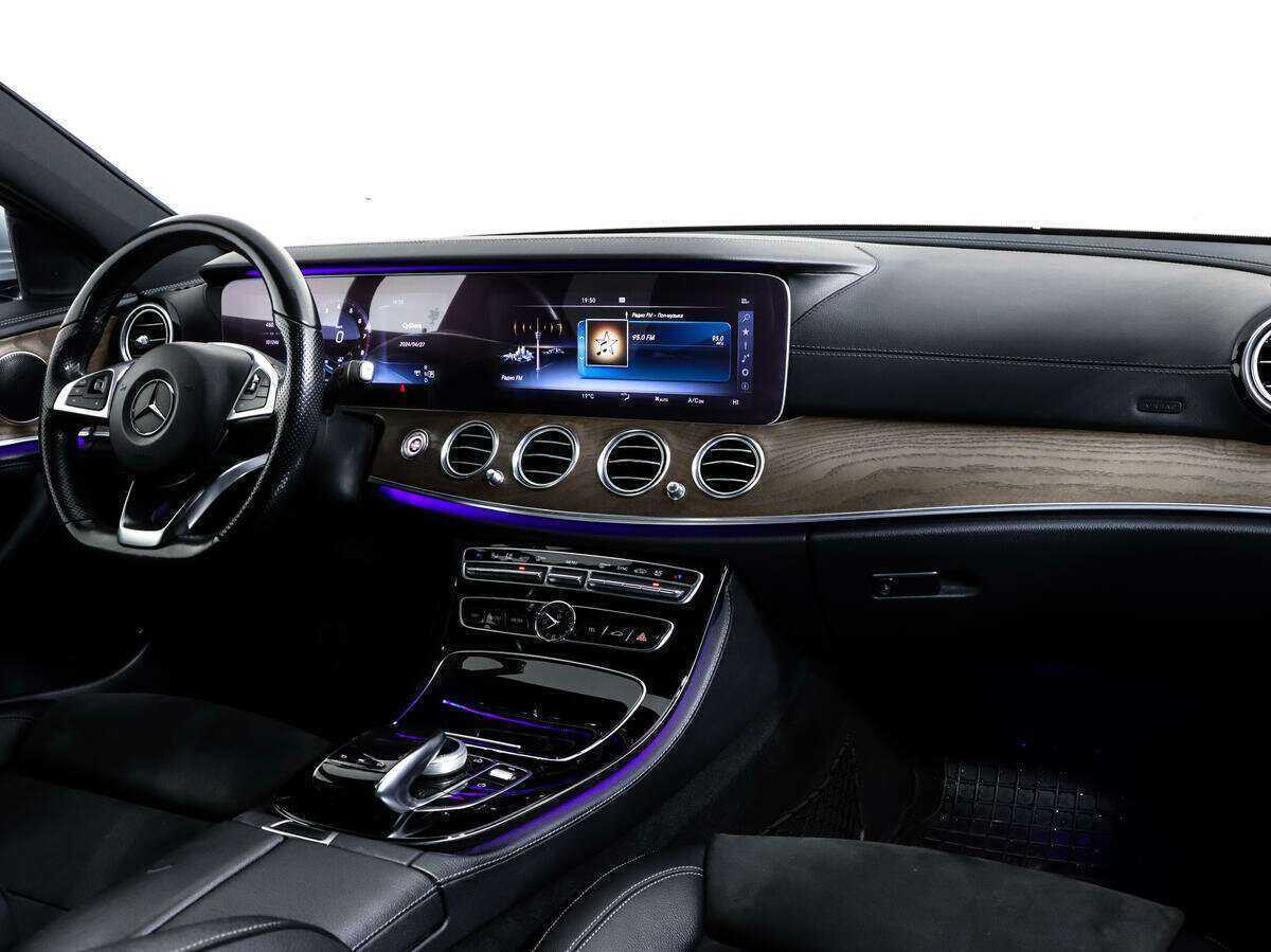 Mercedes-Benz E-Класс с пробегом — 2017 год. Фото: #9