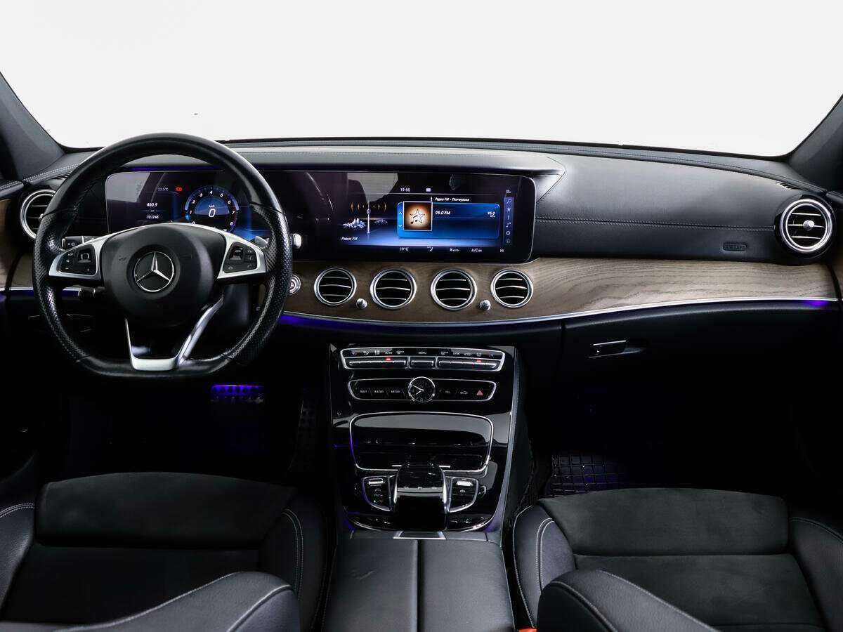 Mercedes-Benz E-Класс с пробегом — 2017 год. Фото: #10