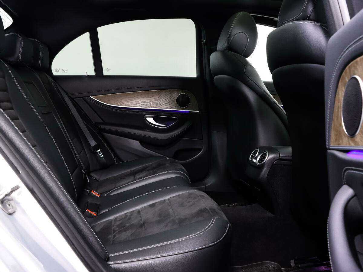 Mercedes-Benz E-Класс с пробегом — 2017 год. Фото: #20