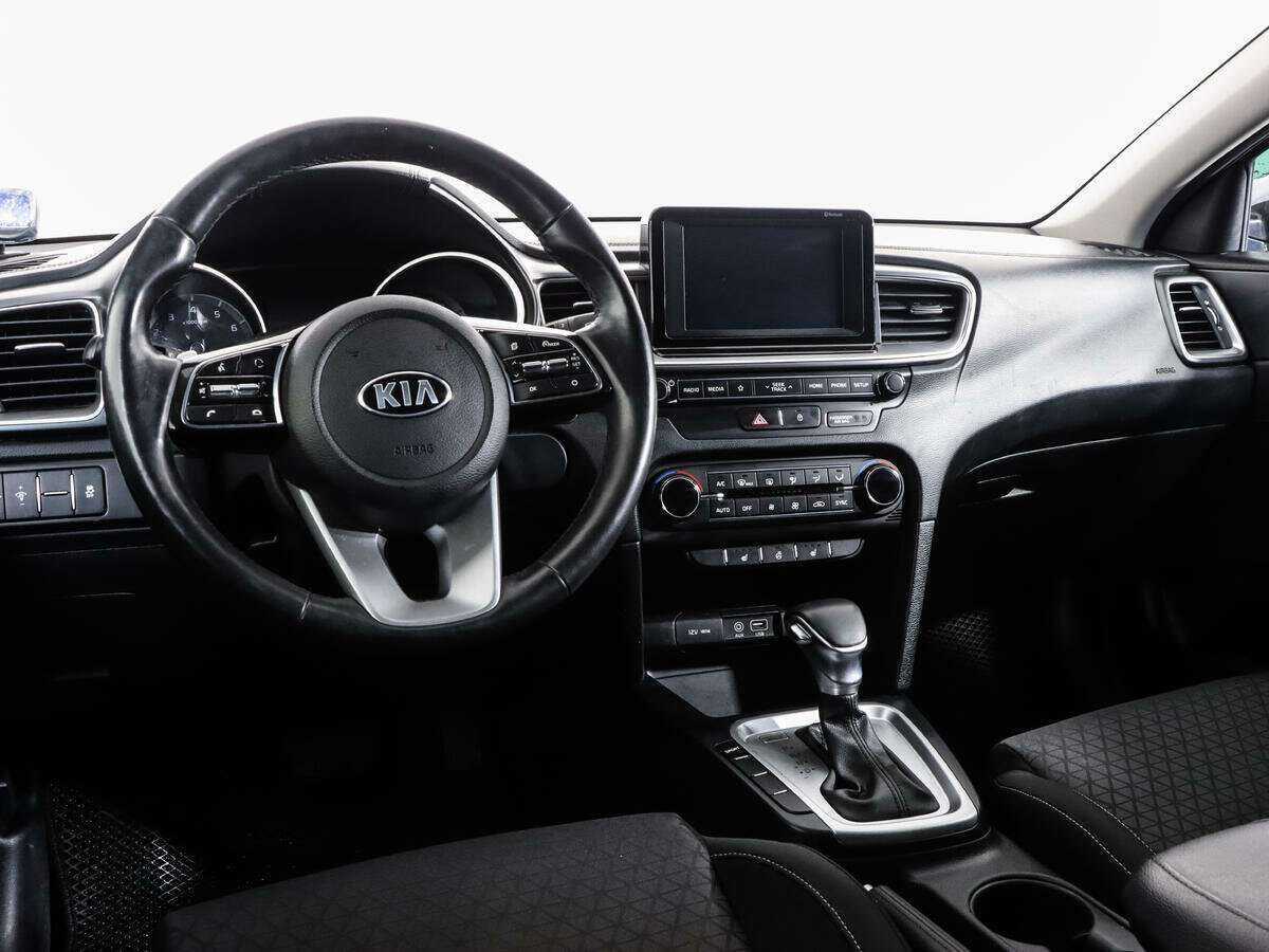 Kia Ceed с пробегом — 2019 год. Фото: #10