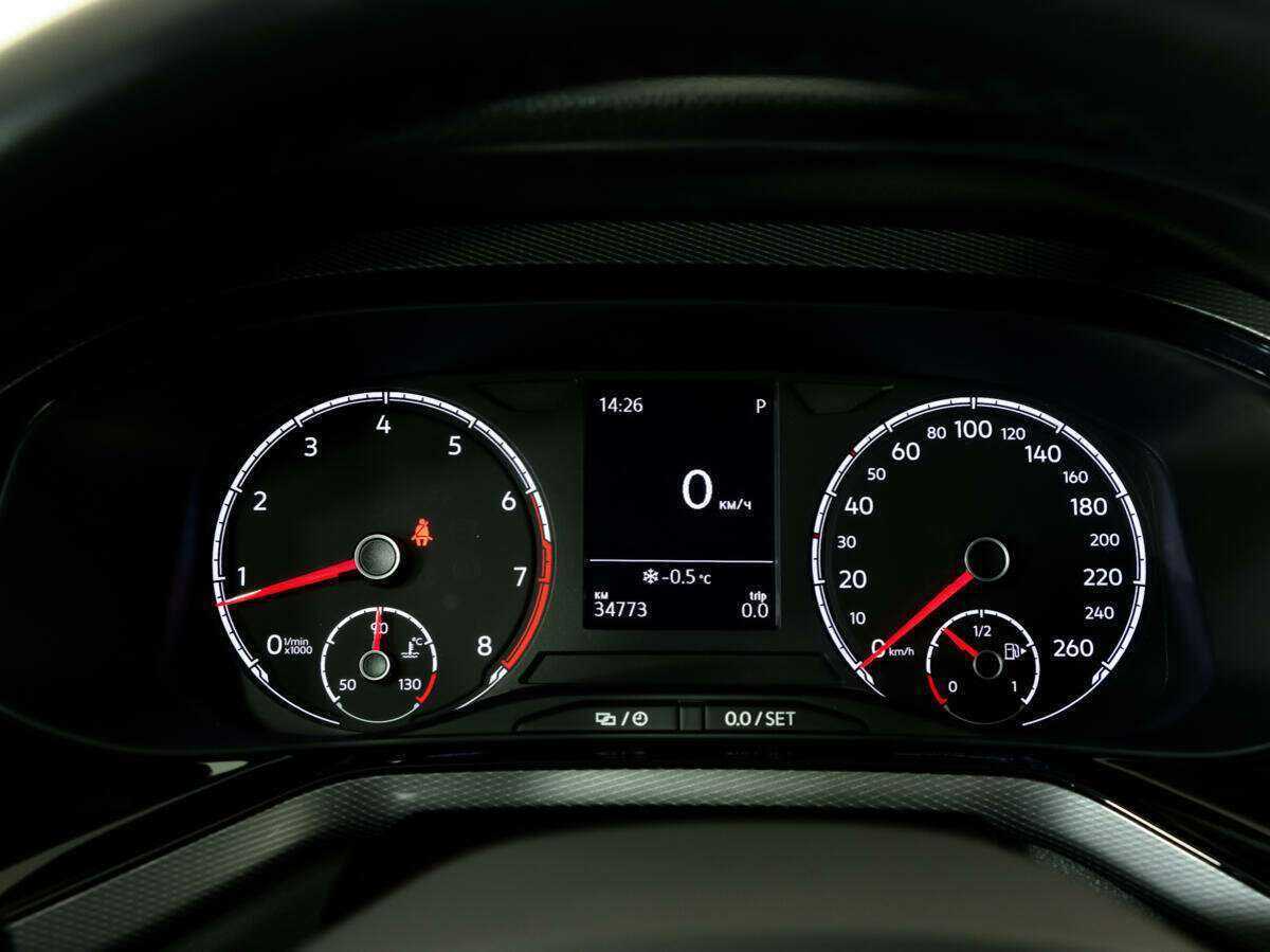 Volkswagen Polo с пробегом — 2021 год. Фото: #14