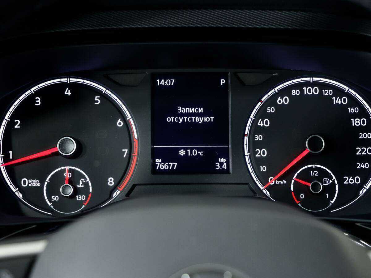 Volkswagen Polo с пробегом — 2020 год. Фото: #14