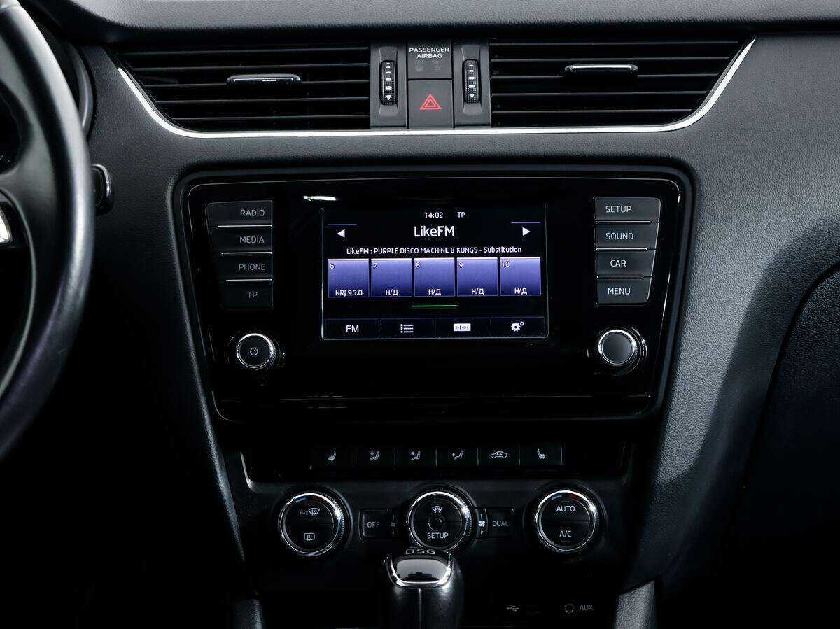 Skoda Octavia с пробегом — 2015 год. Фото: #15