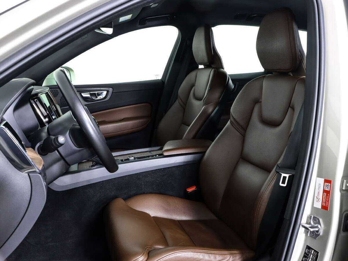 Volvo XC60 с пробегом — 2021 год. Фото: #15