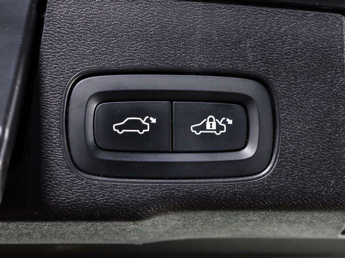 Volvo XC60 с пробегом — 2021 год. Фото: #17