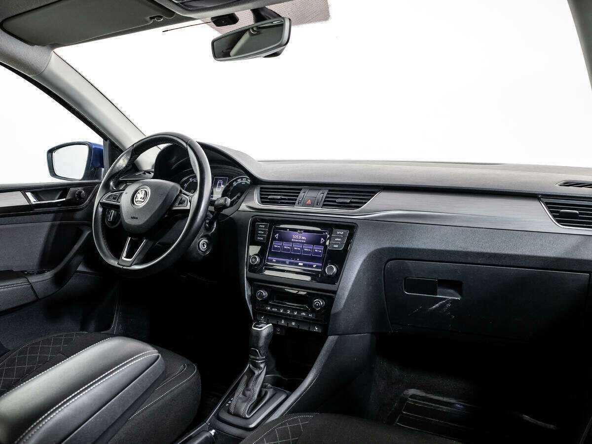 Skoda Rapid с пробегом — 2017 год. Фото: #8