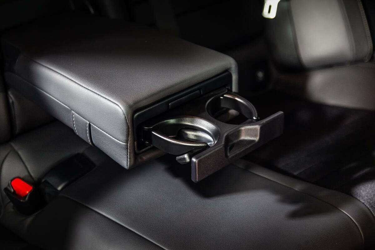 Lexus IS с пробегом — 2014 год. Фото: #22