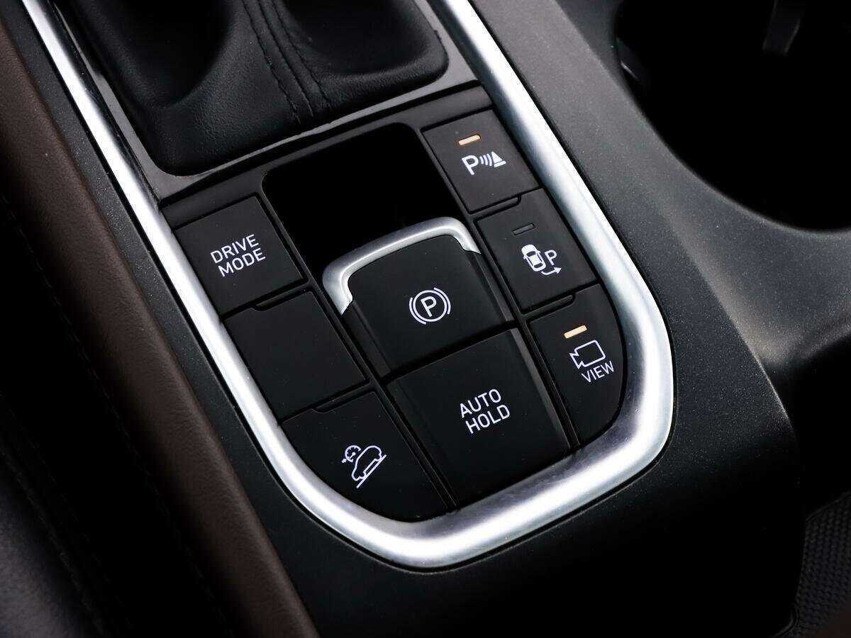 Hyundai Santa Fe с пробегом — 2018 год. Фото: #14