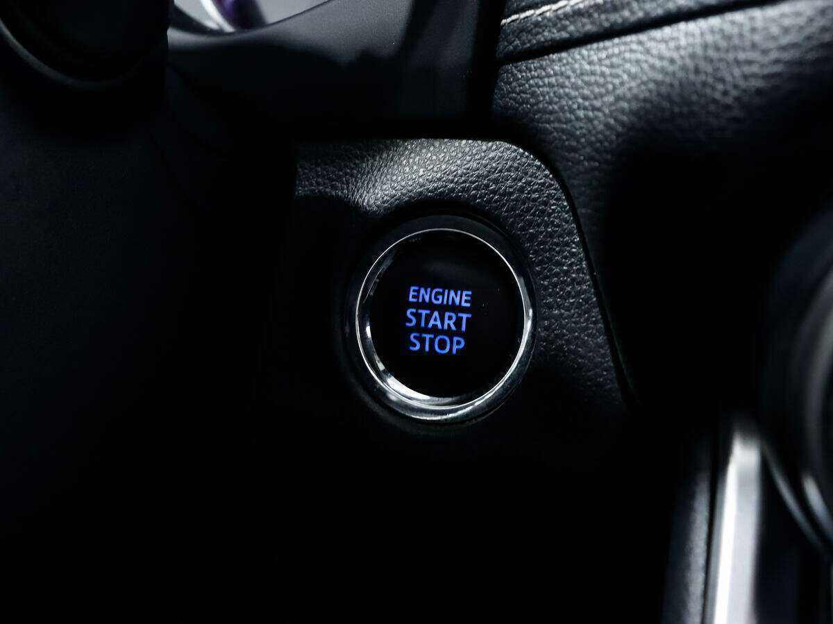 Toyota RAV4 с пробегом — 2021 год. Фото: #13