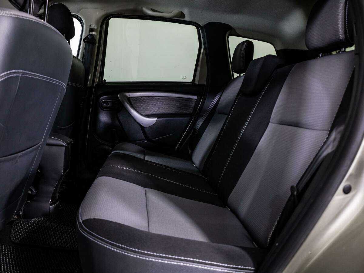 Renault Duster с пробегом — 2013 год. Фото: #9