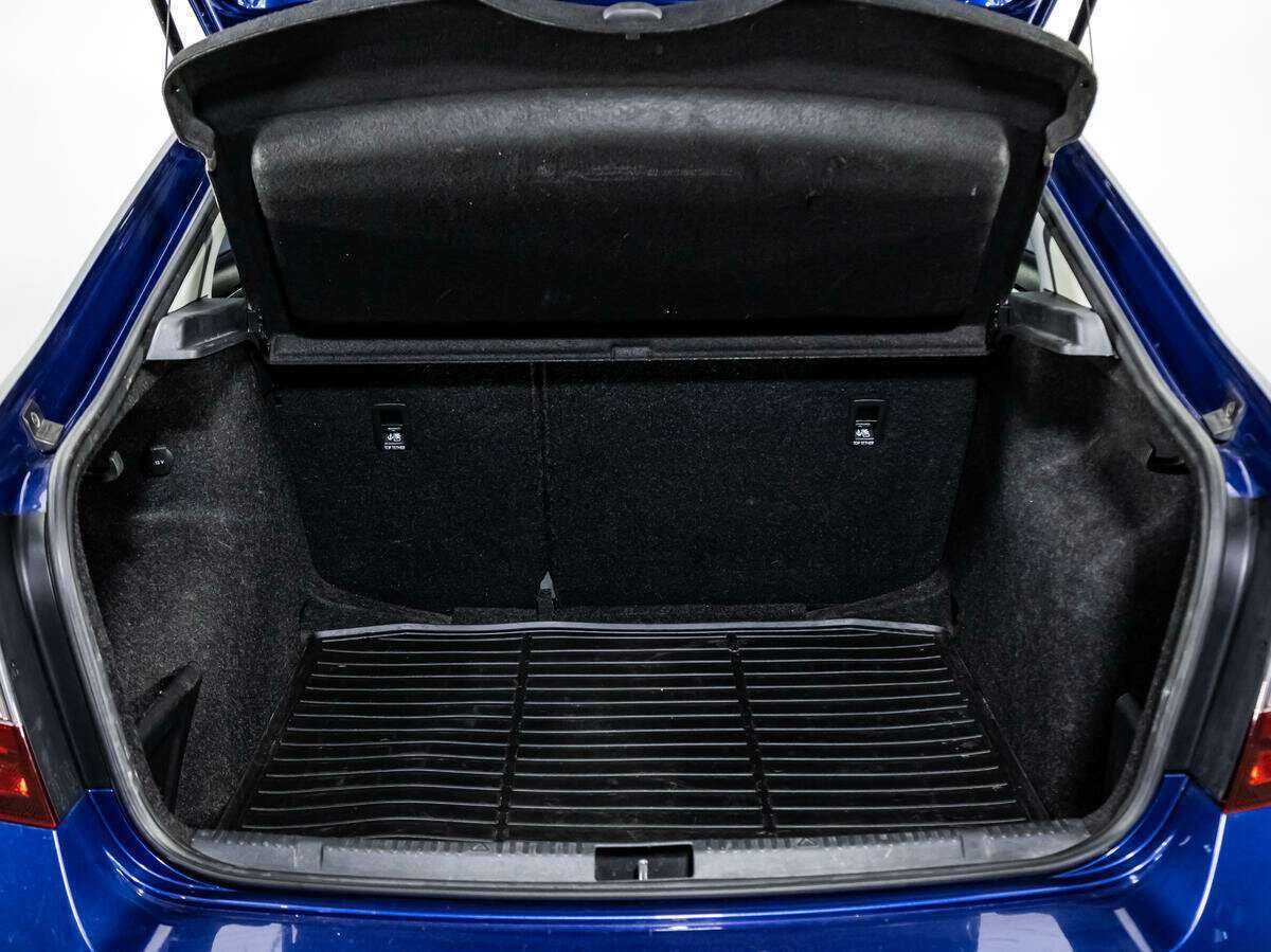 Skoda Rapid с пробегом — 2017 год. Фото: #15