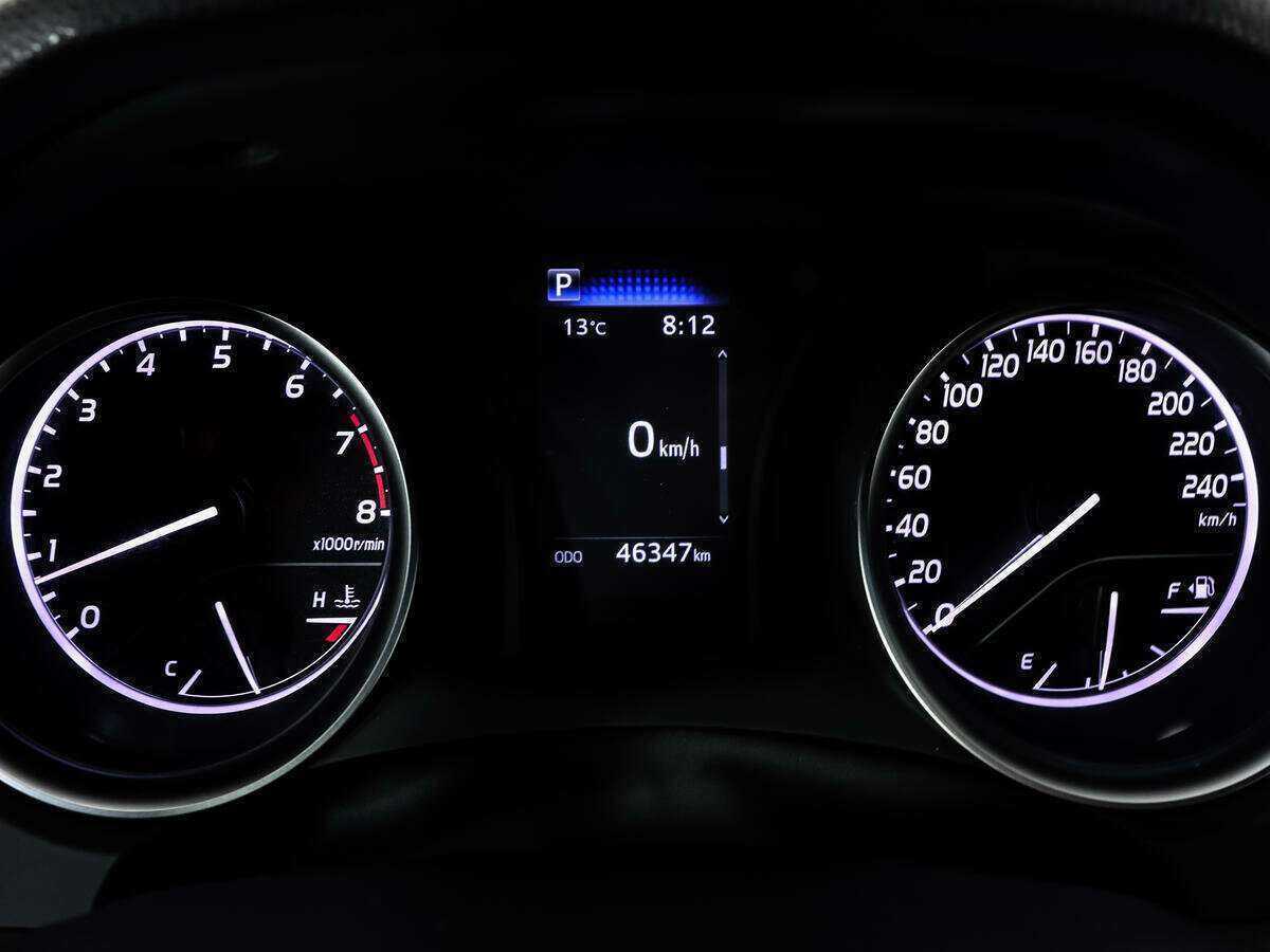 Toyota Camry с пробегом — 2021 год. Фото: #16