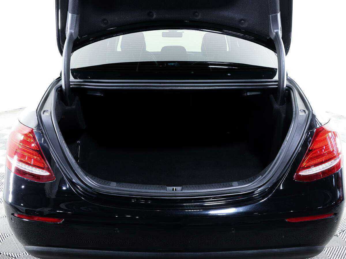 Mercedes-Benz E-Класс с пробегом — 2016 год. Фото: #15