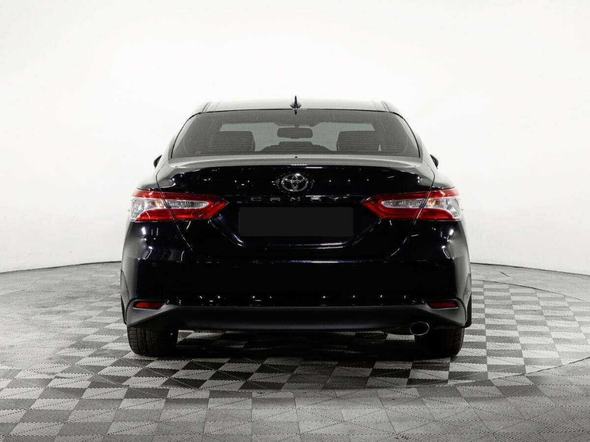 Toyota Camry с пробегом — 2021 год. Фото: #5
