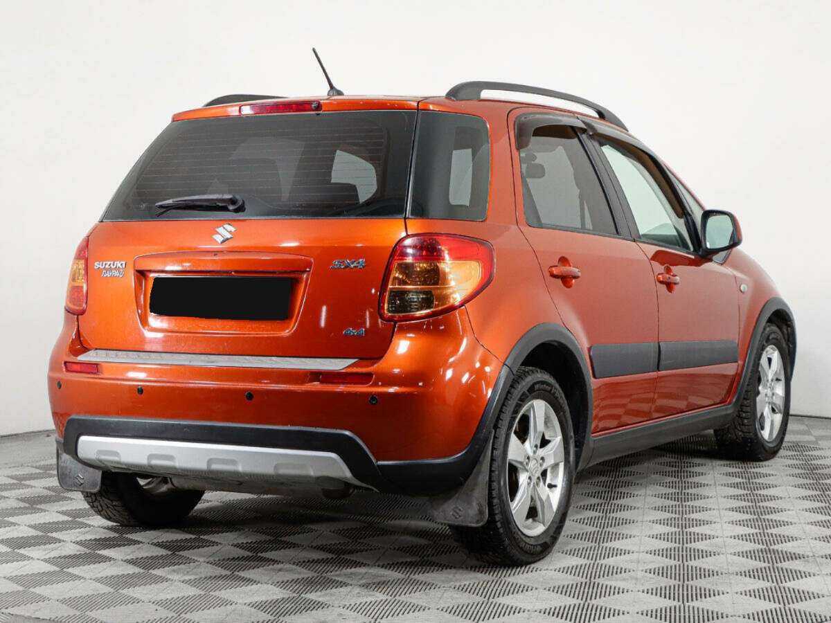 Suzuki SX4 с пробегом — 2010 год. Фото: #4