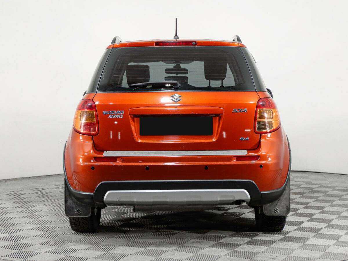 Suzuki SX4 с пробегом — 2010 год. Фото: #5