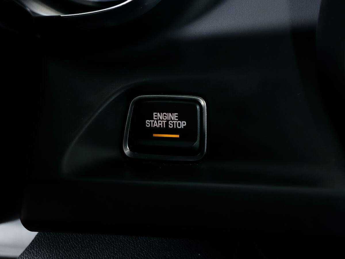 Chevrolet Camaro с пробегом — 2021 год. Фото: #15