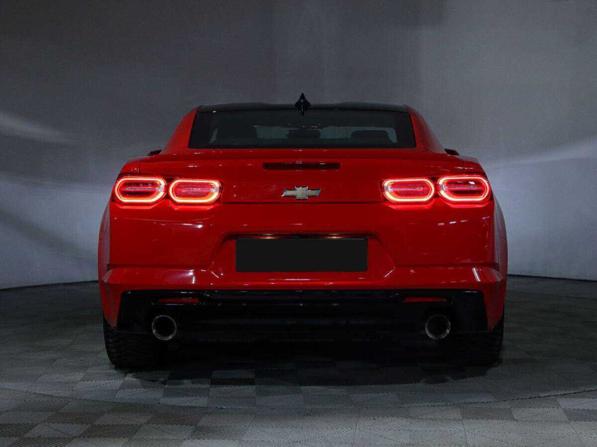 Chevrolet Camaro с пробегом — 2021 год. Фото: #23