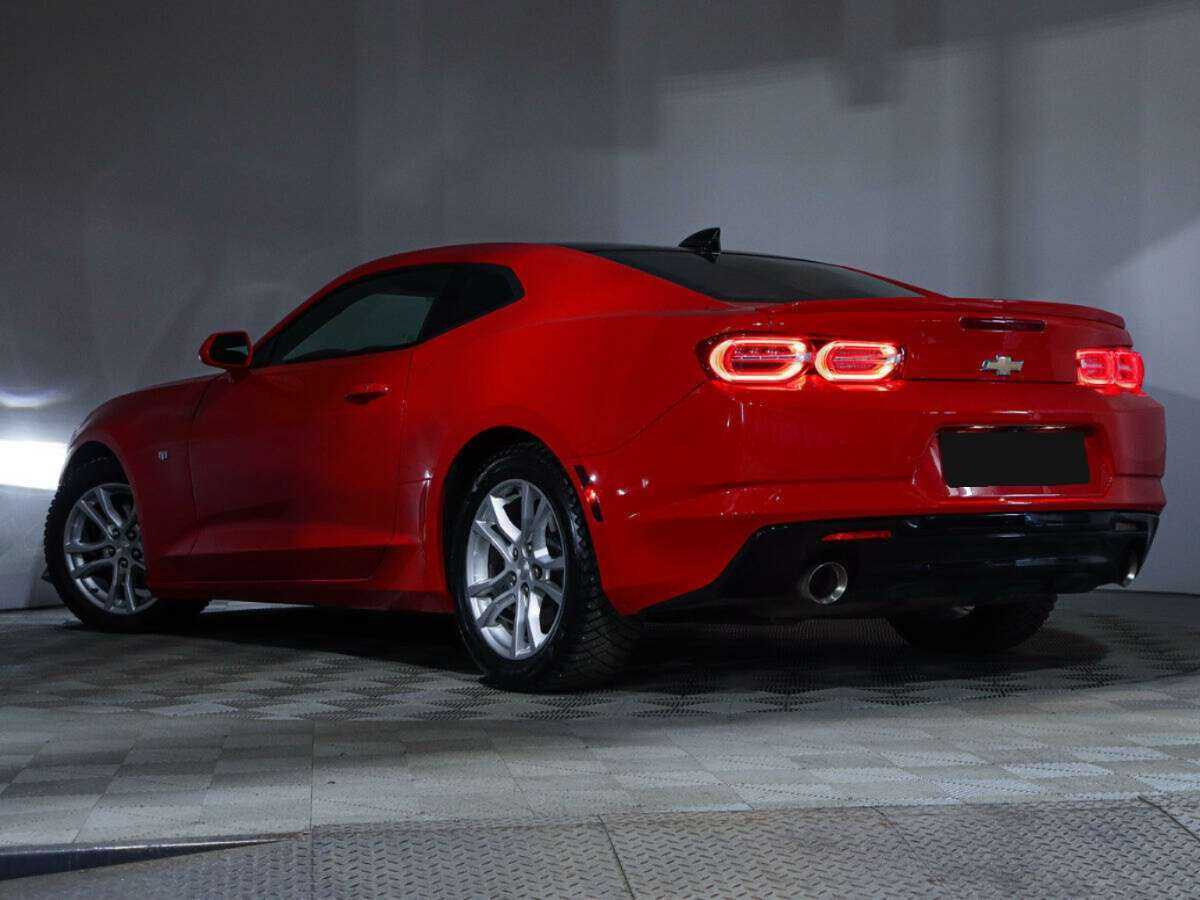 Chevrolet Camaro с пробегом — 2021 год. Фото: #24