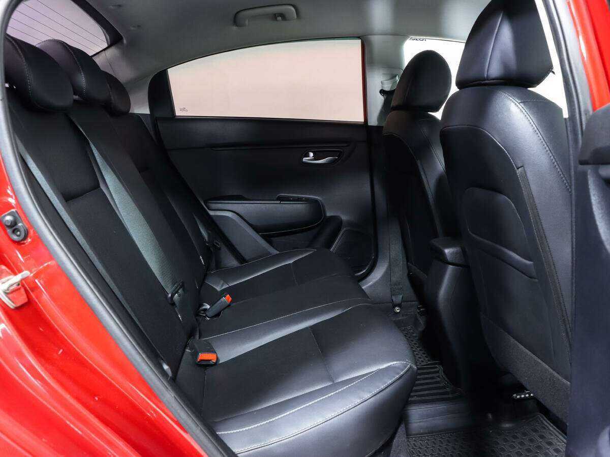 Kia Rio с пробегом — 2018 год. Фото: #10