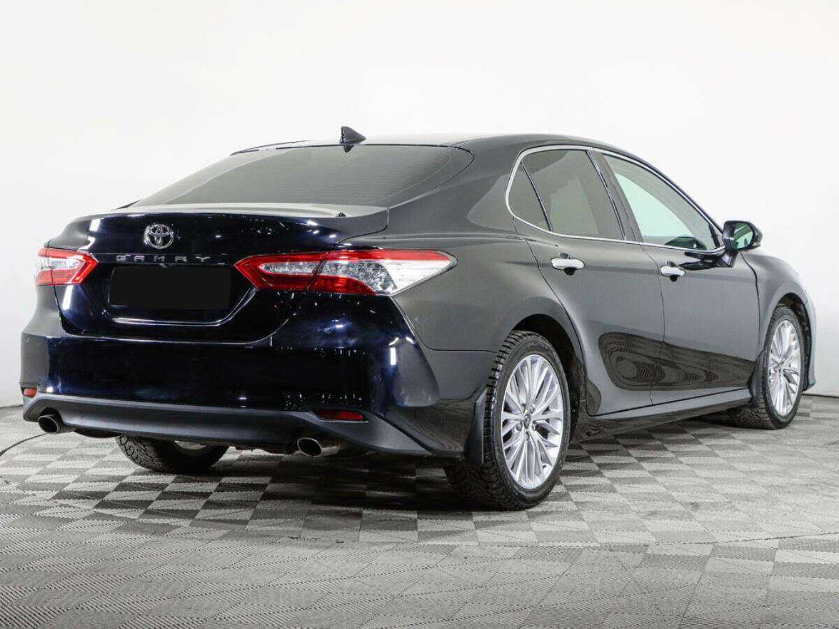 Toyota Camry с пробегом — 2019 год. Фото: #3