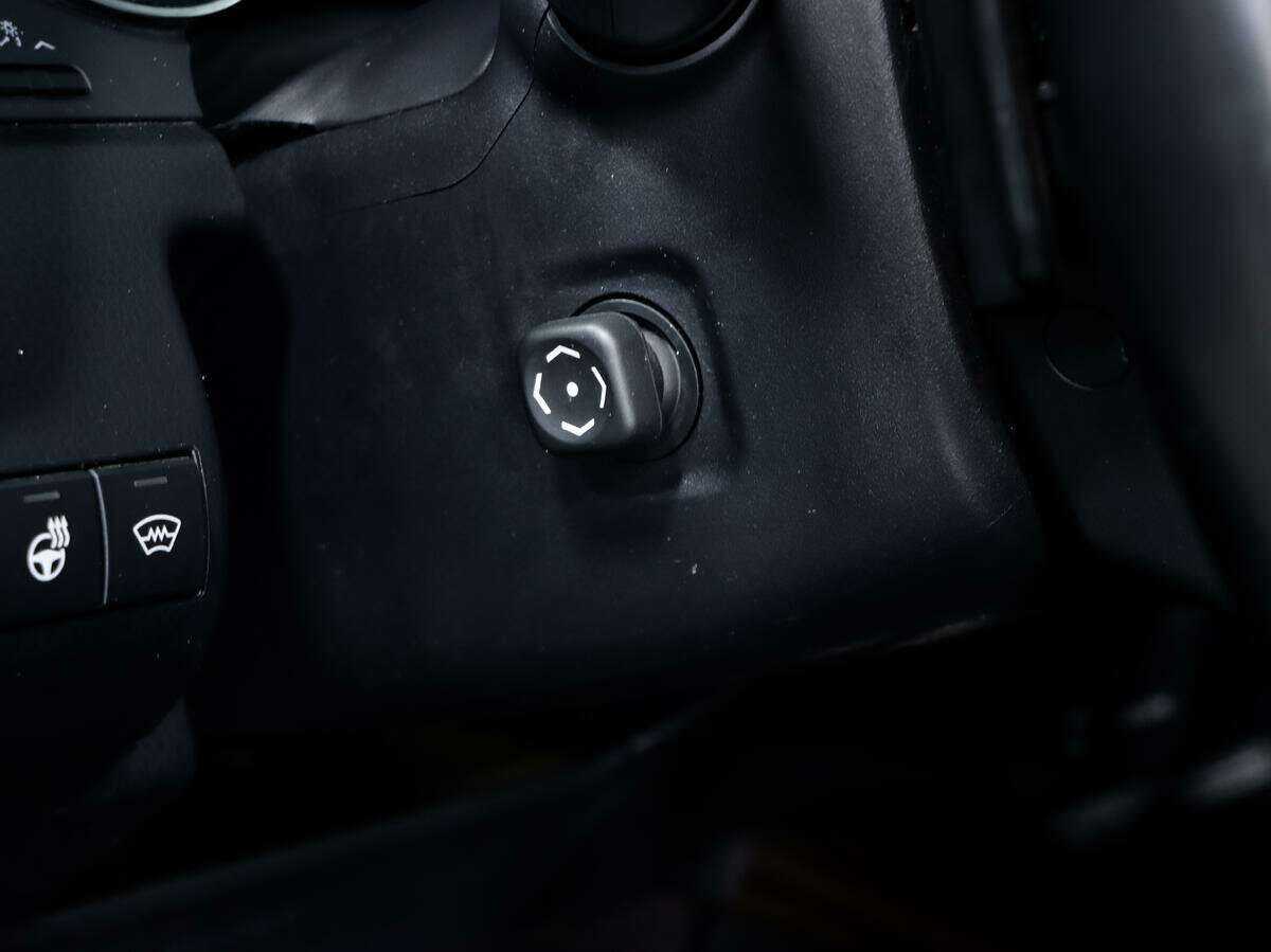 Toyota Camry с пробегом — 2019 год. Фото: #12