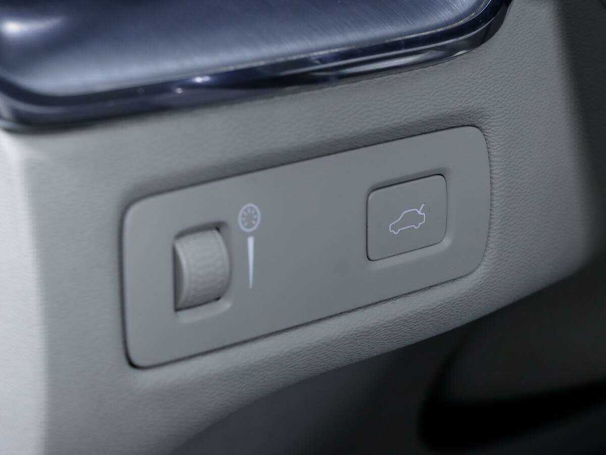 Volvo XC60 с пробегом — 2018 год. Фото: #14