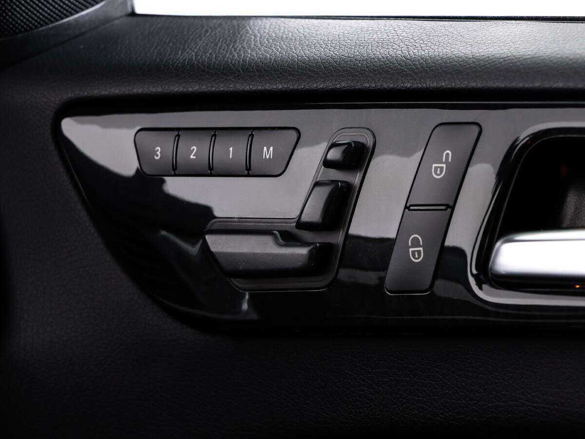 Mercedes-Benz GL-Класс с пробегом — 2015 год. Фото: #15