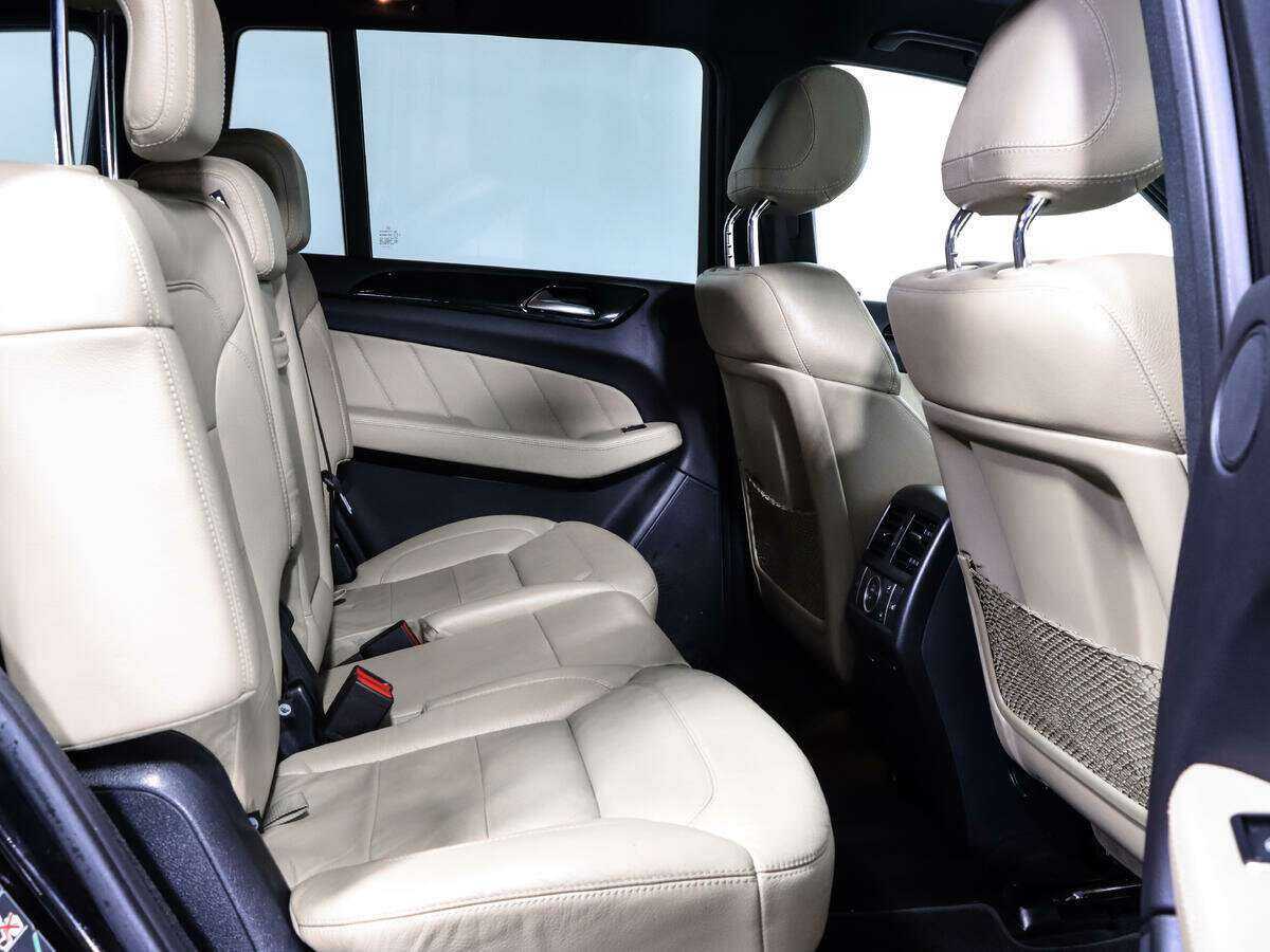 Mercedes-Benz GL-Класс с пробегом — 2015 год. Фото: #20