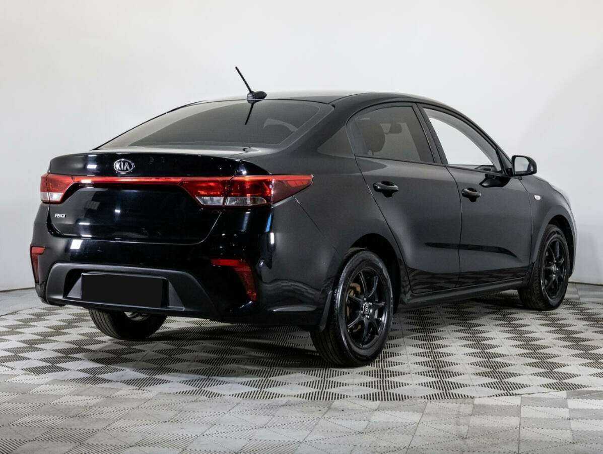 Kia Rio с пробегом — 2017 год. Фото: #4