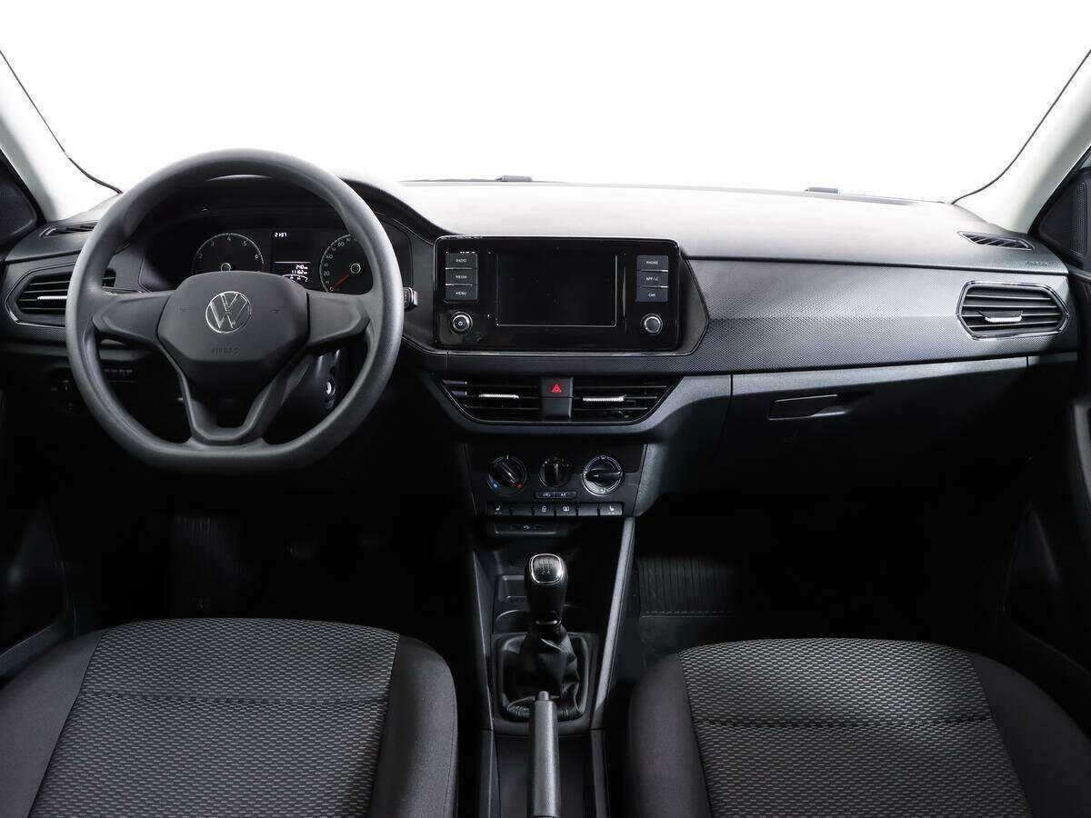 Volkswagen Polo с пробегом — 2021 год. Фото: #7