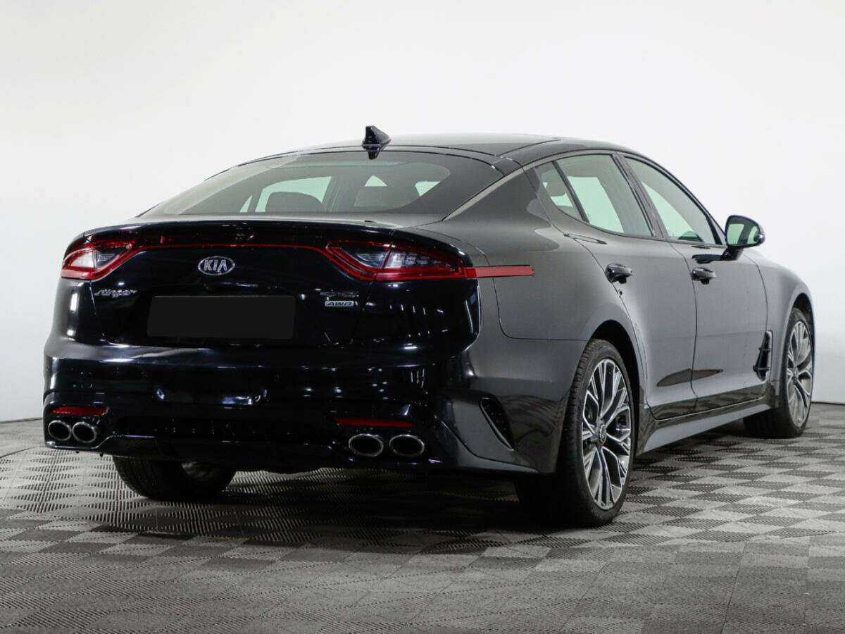 Kia Stinger с пробегом — 2018 год. Фото: #3