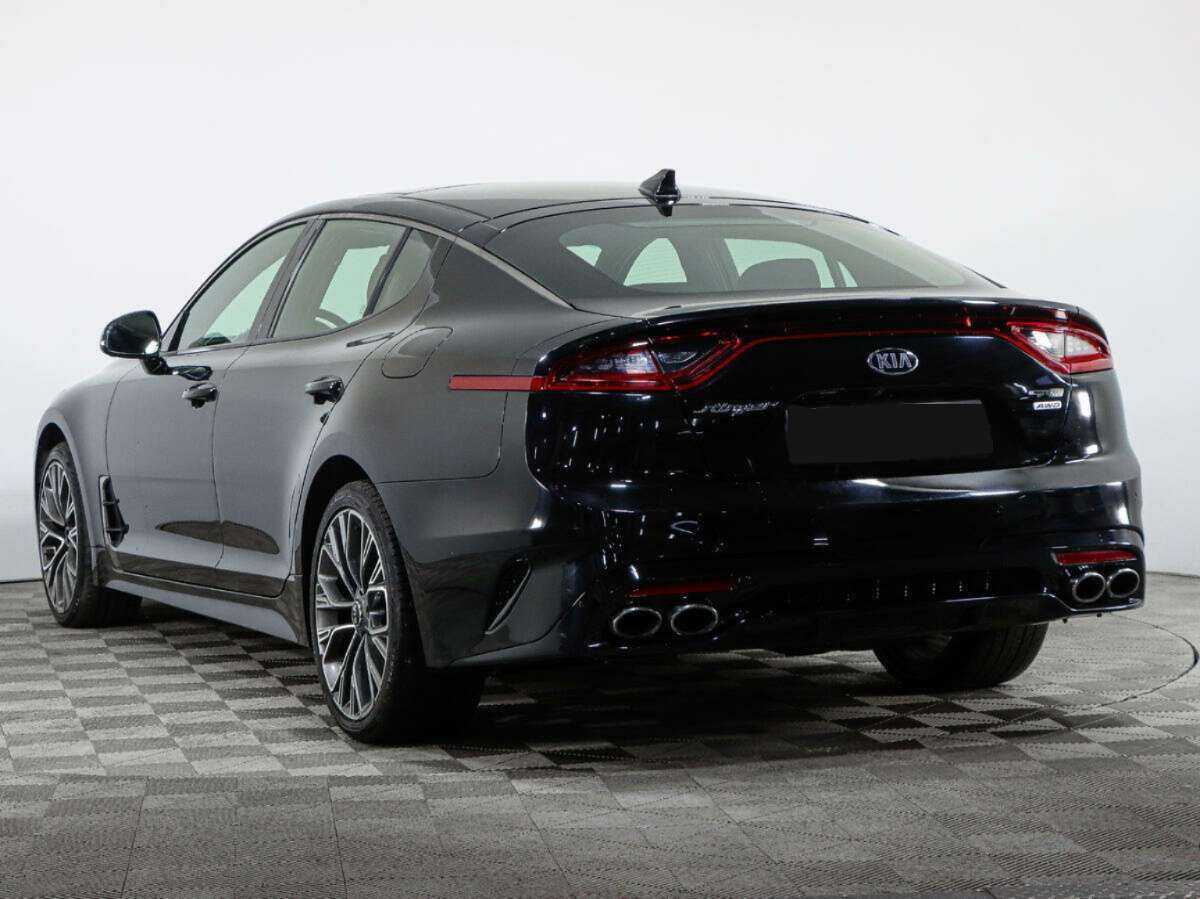Kia Stinger с пробегом — 2018 год. Фото: #5