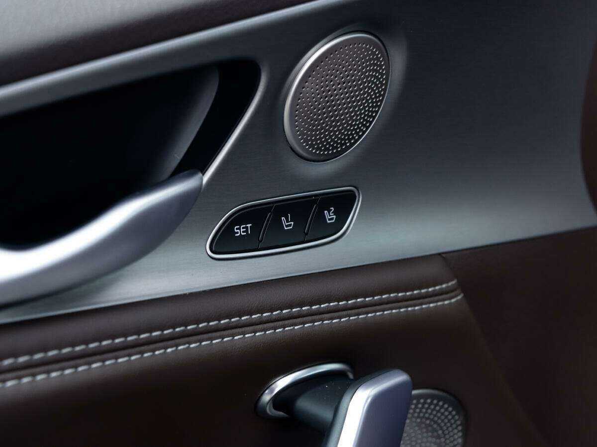 Kia Stinger с пробегом — 2018 год. Фото: #10