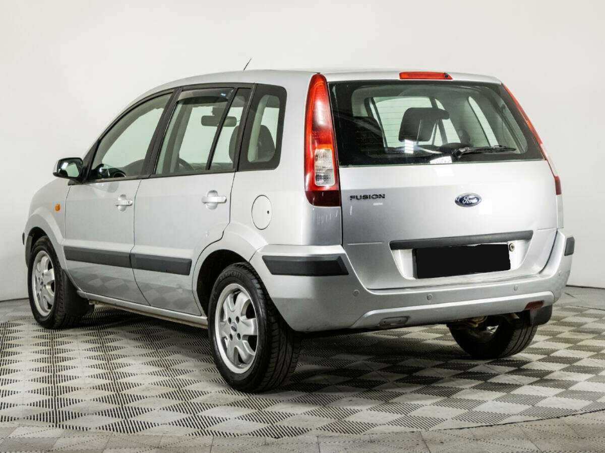 Ford Fusion с пробегом — 2009 год. Фото: #6