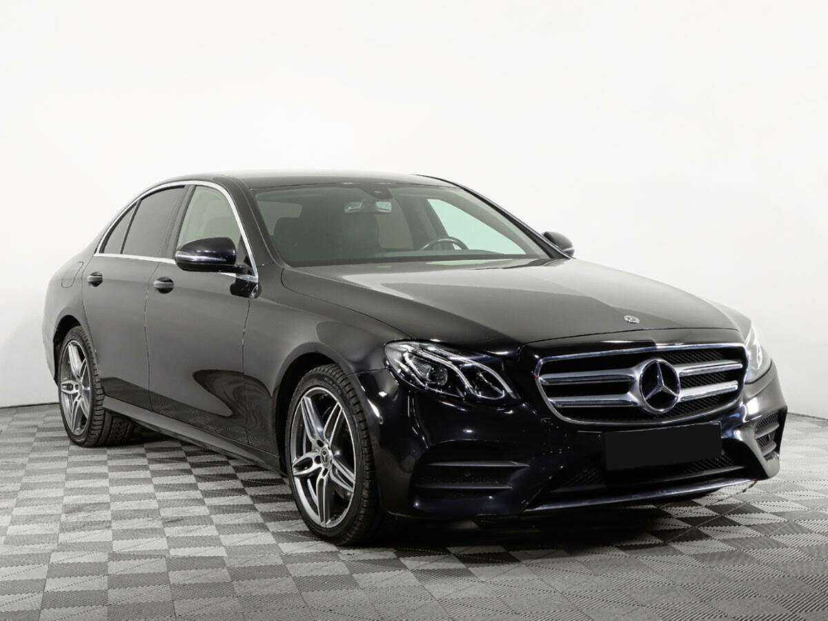 Mercedes-Benz E-Класс с пробегом — 2019 год. Фото: #2